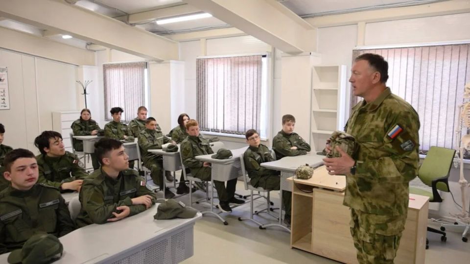 Участник проекта «Герои Камчатки» запускает военнопатриотический проект для молодёжи Участник проекта «Герои Камчатки» запускает военнопатриотический проект для молодёжи