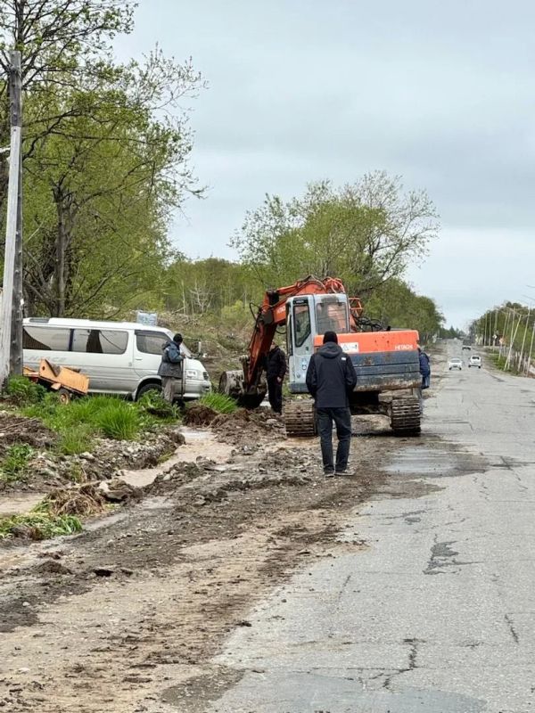 В Елизовском округе борются с подтоплением посёлков В Елизовском округе борются с подтоплением посёлков