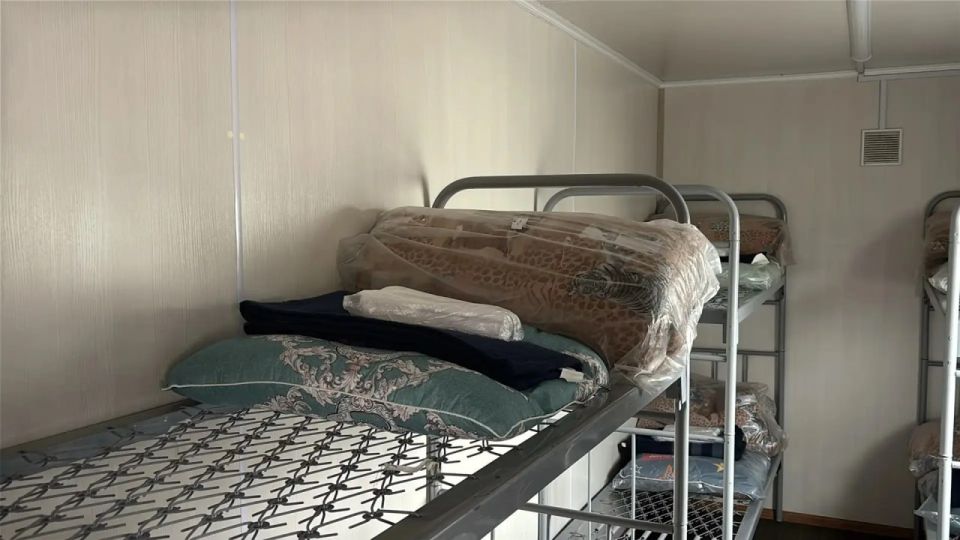 На Камчатке проверили готовность пункта временного размещения на 550 человек На Камчатке проверили готовность пункта временного размещения на 550 человек