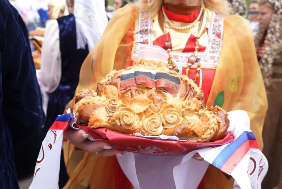 На Камчатке впервые провели многонациональный фестиваль хлеба и каравая