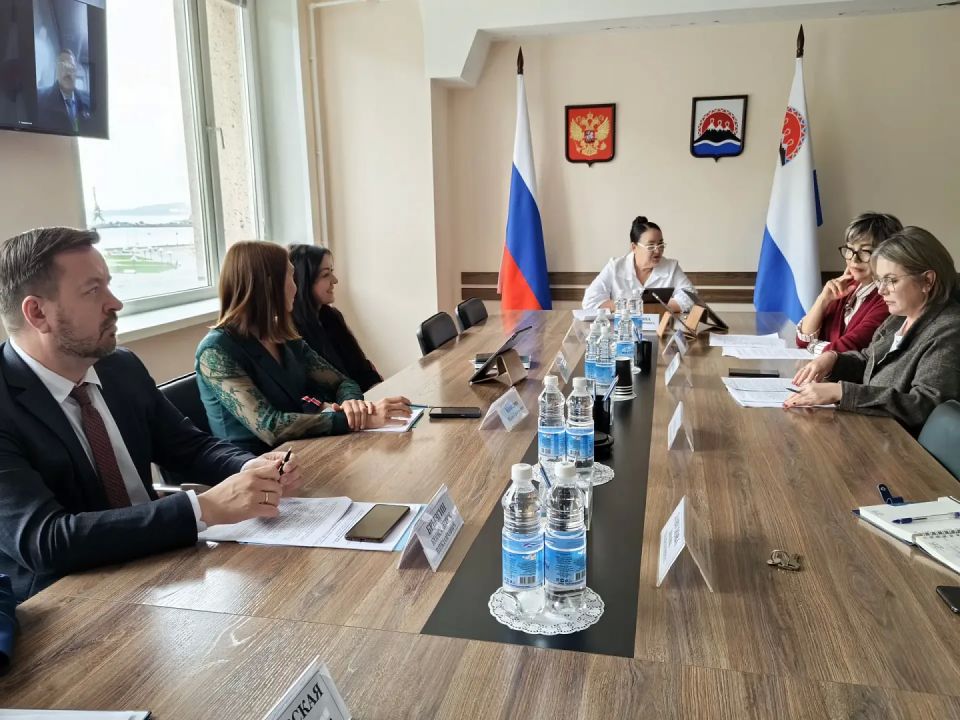 Депутаты Камчатки выступили с инициативой увеличить финансирование фестиваля «Золотые родники» Депутаты Камчатки выступили с инициативой увеличить финансирование фестиваля «Золотые родники»