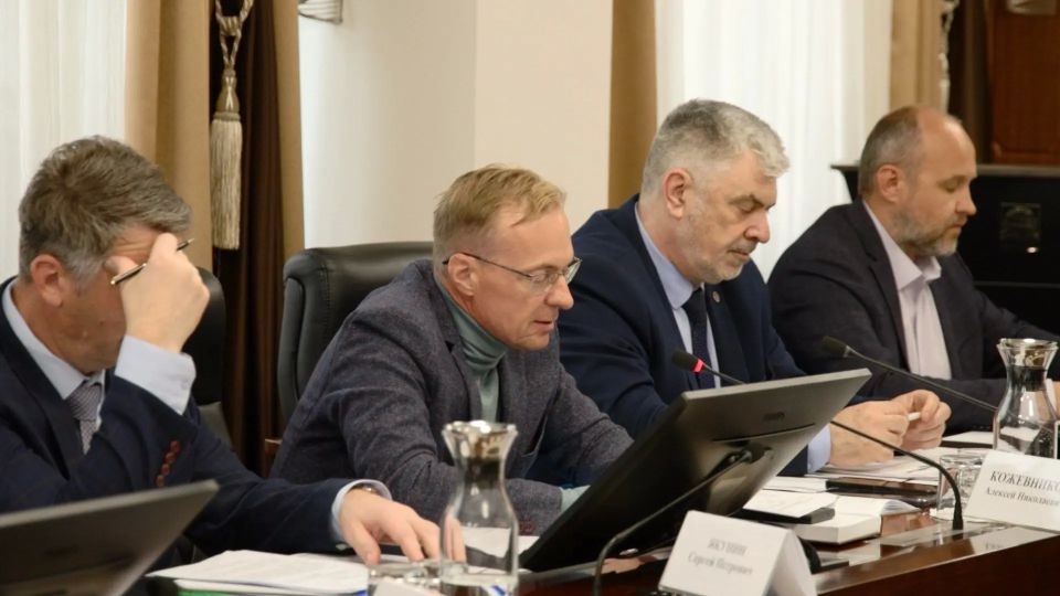 Камчатка усиливает безопасность на производстве: итоги Межведомственной комиссии Камчатка усиливает безопасность на производстве: итоги Межведомственной комиссии