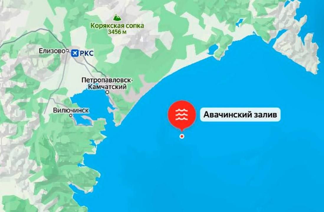 В Авачинском заливе перевернулся катер с тремя рыбаками — МЧС ведёт поиск