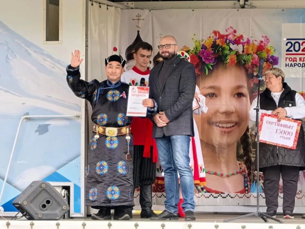 На Камчатке прошёл народный фестиваль «Мы — славяне!» На Камчатке прошёл народный фестиваль «Мы — славяне!»