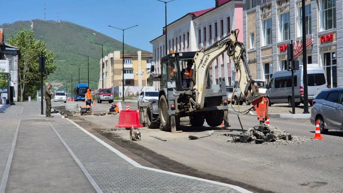 В Петропавловске-Камчатском стартовал долгожданный для всех, завершающий этап капитального ремонта дороги по улице Ленинская