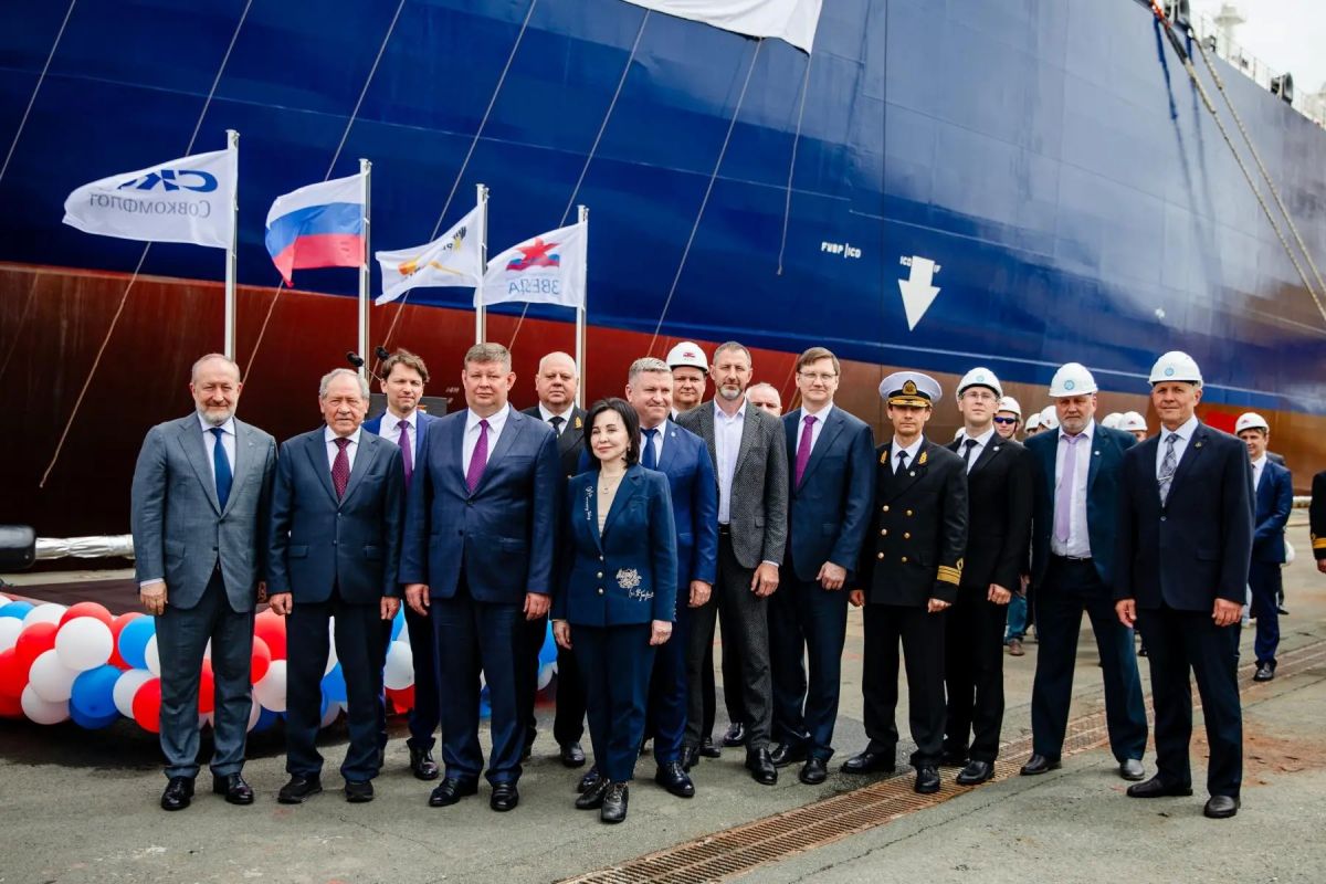 Новый российский газовоз для Арктики уже на ходу — он будет работать и на Камчатку Новый российский газовоз для Арктики уже на ходу — он будет работать и на Камчатку