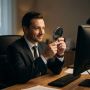 Исследование: боссы-нарциссы чаще против удалёнки, потому что теряют чувство власти