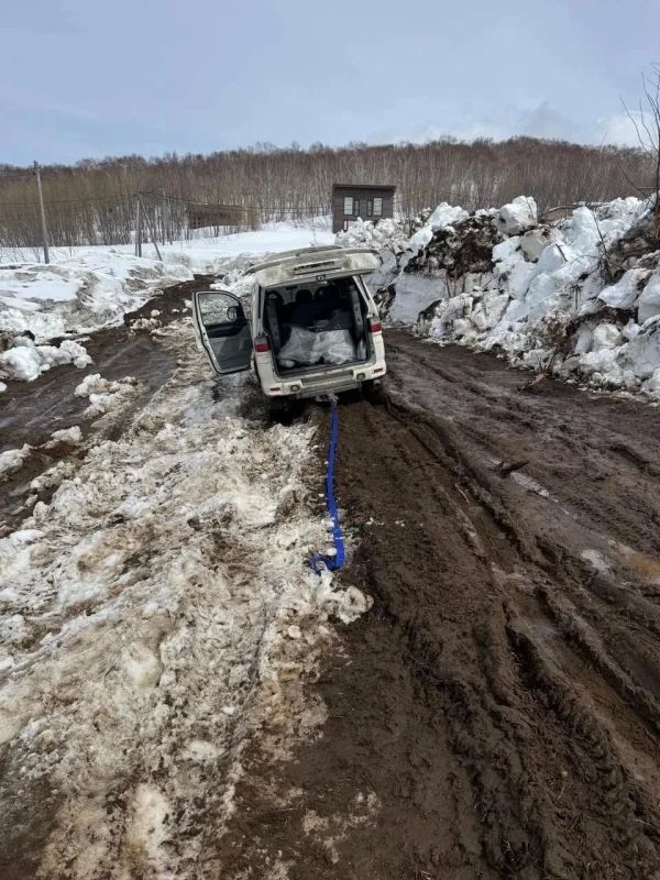 Жители Пионерского остались без дороги