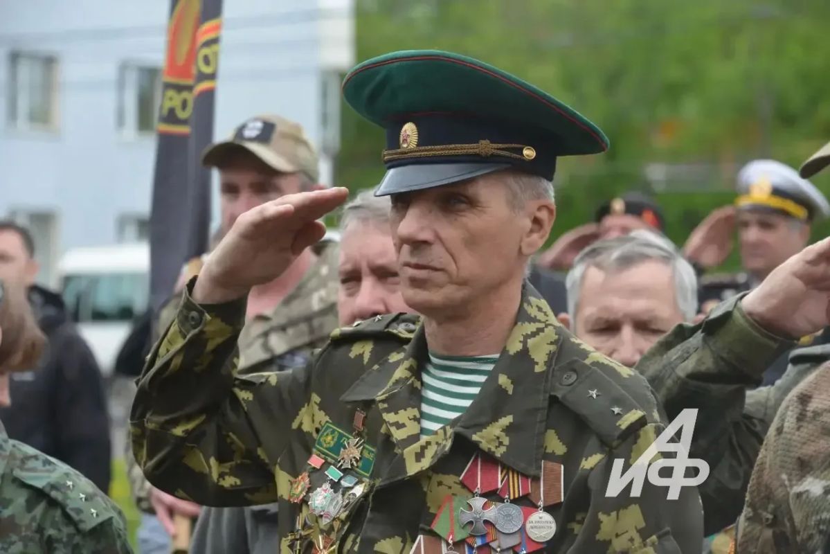 Инициатором учреждения Дня ветерана боевых действий ещё в 2008 году стали участники всероссийского движения «Боевое братство», потом к ним присоединились «Офицеры России» Инициатором учреждения Дня ветерана боевых действий ещё в 2008 году стали участники всероссийского движения «Боевое братство», потом к ним присоединились «Офицеры России»