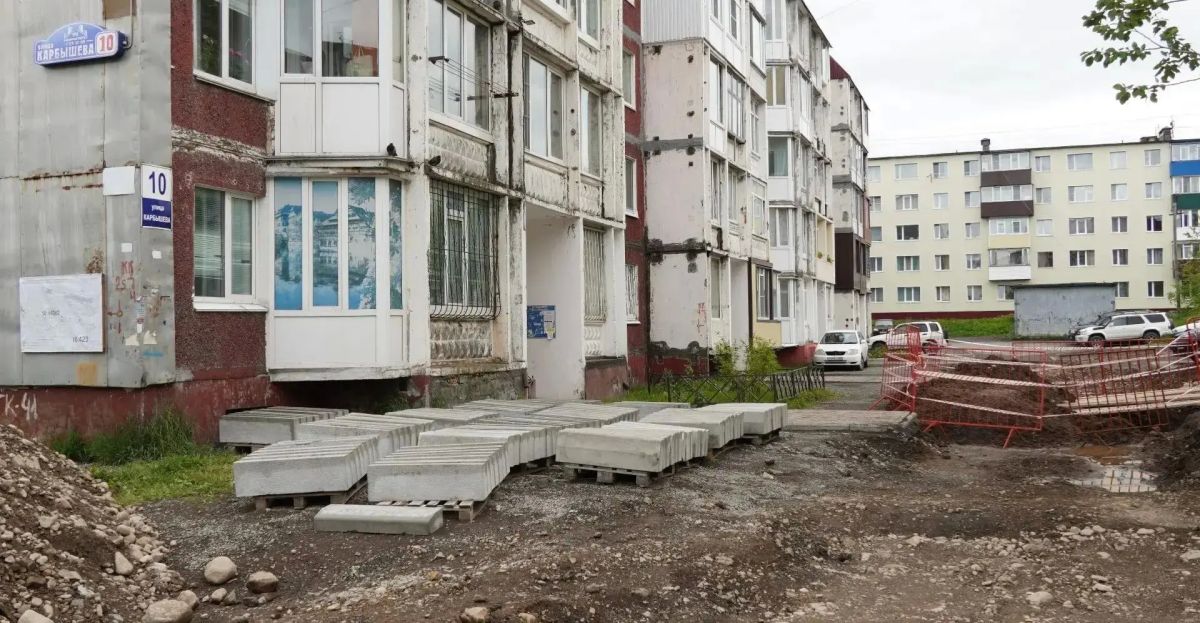 Три двора благоустроят в краевой столице Три двора благоустроят в краевой столице