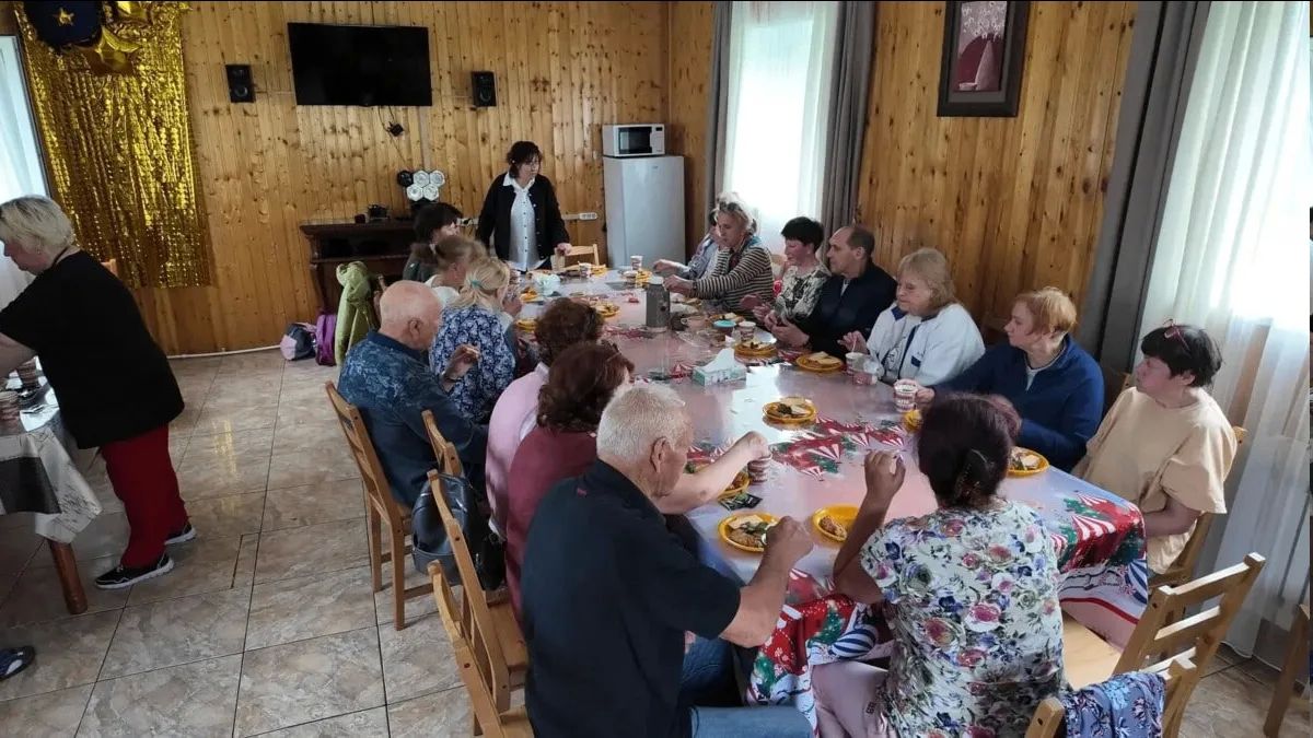 Камчатских пенсионеров снова повезли на базы отдыха Камчатских пенсионеров снова повезли на базы отдыха