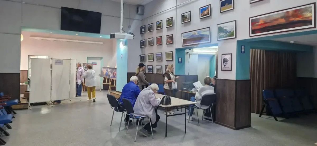 Сегодня, 4 июля, сотрудники Елизовской районной больницы провели выездную диспансеризацию в Районном доме культуры, г. Елизово Сегодня, 4 июля, сотрудники Елизовской районной больницы провели выездную диспансеризацию в Районном доме культуры, г. Елизово