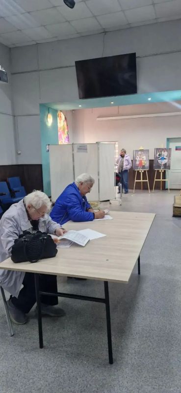 Сегодня, 4 июля, сотрудники Елизовской районной больницы провели выездную диспансеризацию в Районном доме культуры, г. Елизово Сегодня, 4 июля, сотрудники Елизовской районной больницы провели выездную диспансеризацию в Районном доме культуры, г. Елизово
