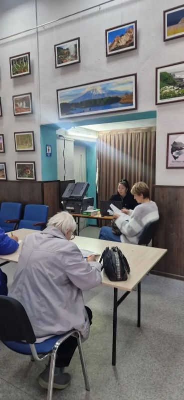 Сегодня, 4 июля, сотрудники Елизовской районной больницы провели выездную диспансеризацию в Районном доме культуры, г. Елизово Сегодня, 4 июля, сотрудники Елизовской районной больницы провели выездную диспансеризацию в Районном доме культуры, г. Елизово