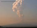 Вулкан Шивелуч выбросил пепел на высоту 10 км