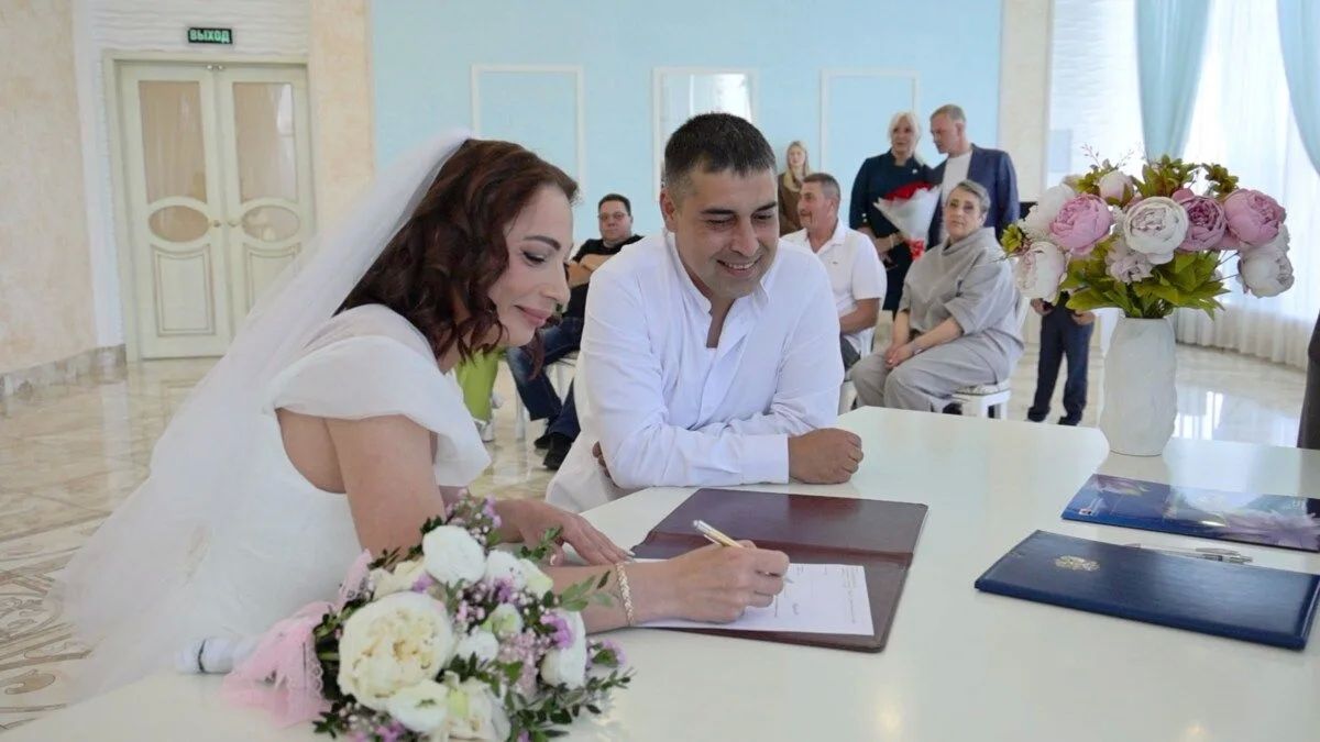 В День семьи, любви и верности — торжественные церемонии бракосочетания! В День семьи, любви и верности — торжественные церемонии бракосочетания!
