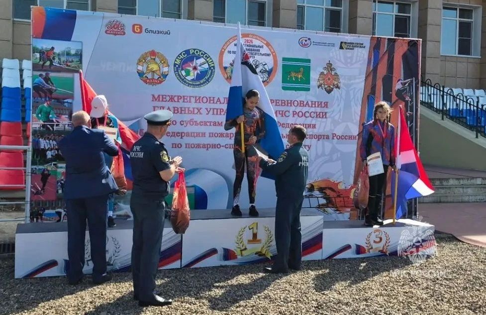 Камчатская спортсменка Дарья Лещинская заняла два призовых места в личном зачете на межрегиональных соревнованиях по пожарно-спасательному спорту в г. Биробиджане