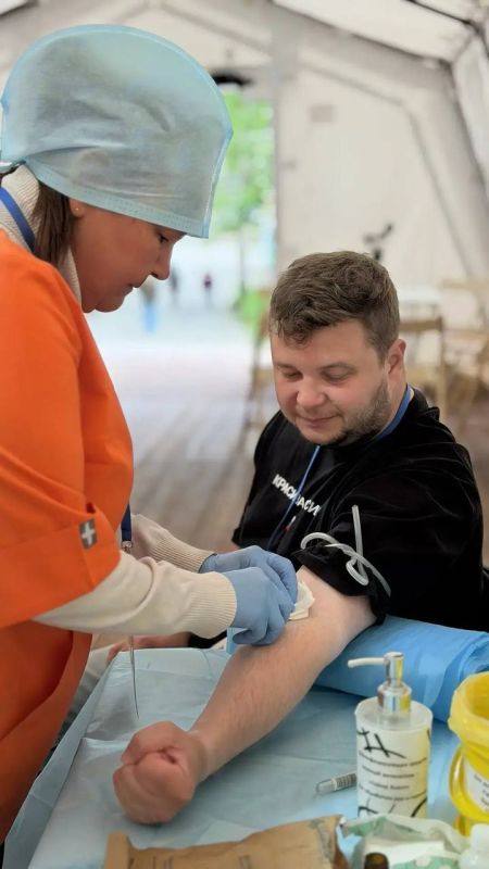 Участники и гости форума «Экосистема» пополнили ряды доноров костного мозга Участники и гости форума «Экосистема» пополнили ряды доноров костного мозга