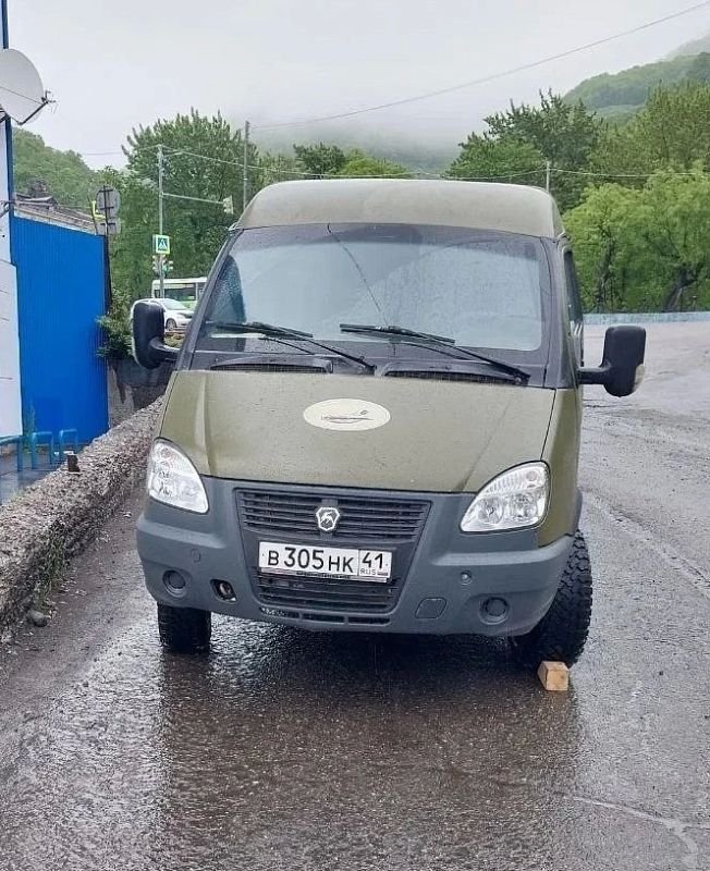 Бронированный «Соболь» отправили из ПетропавловскаКамчатского в зону СВО