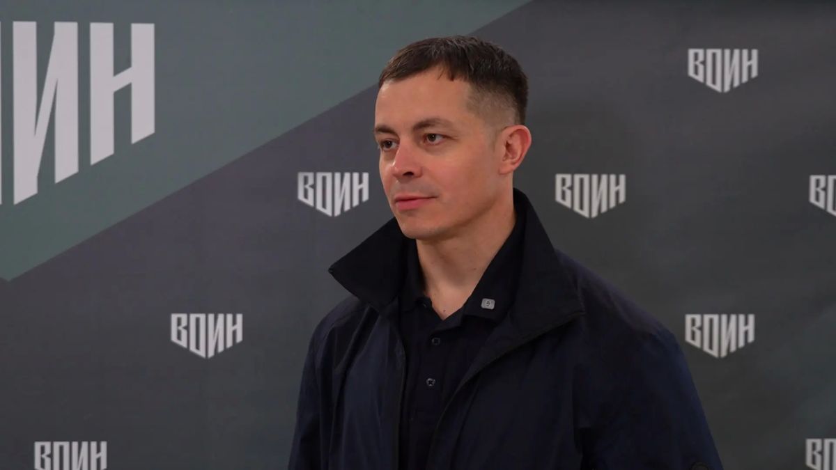 Сергей Меркулов и Герой России посетили центр «ВОИН» на Камчатке Сергей Меркулов и Герой России посетили центр «ВОИН» на Камчатке