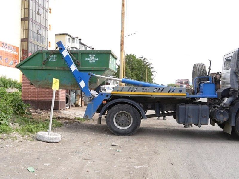 В Петропавловске с мусорными свалками борются спецконтейнерами