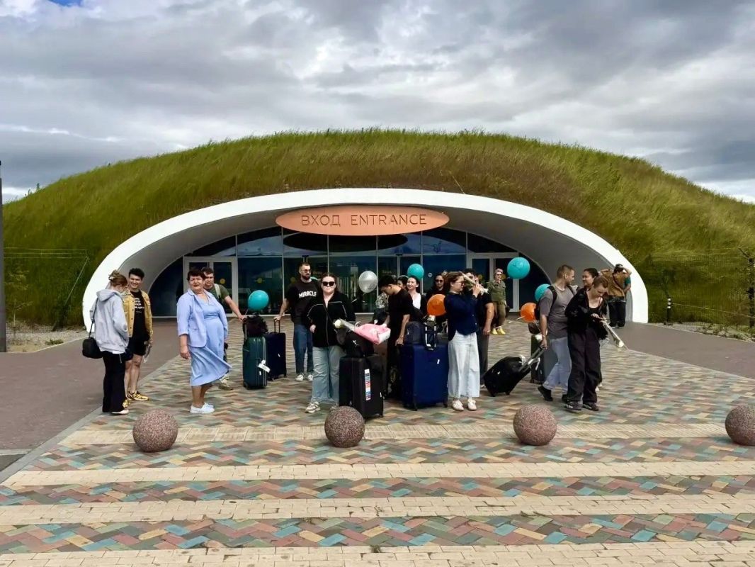 В Петропавловск-Камчатский прибыли 14 терапевтов из Астрахани В Петропавловск-Камчатский прибыли 14 терапевтов из Астрахани