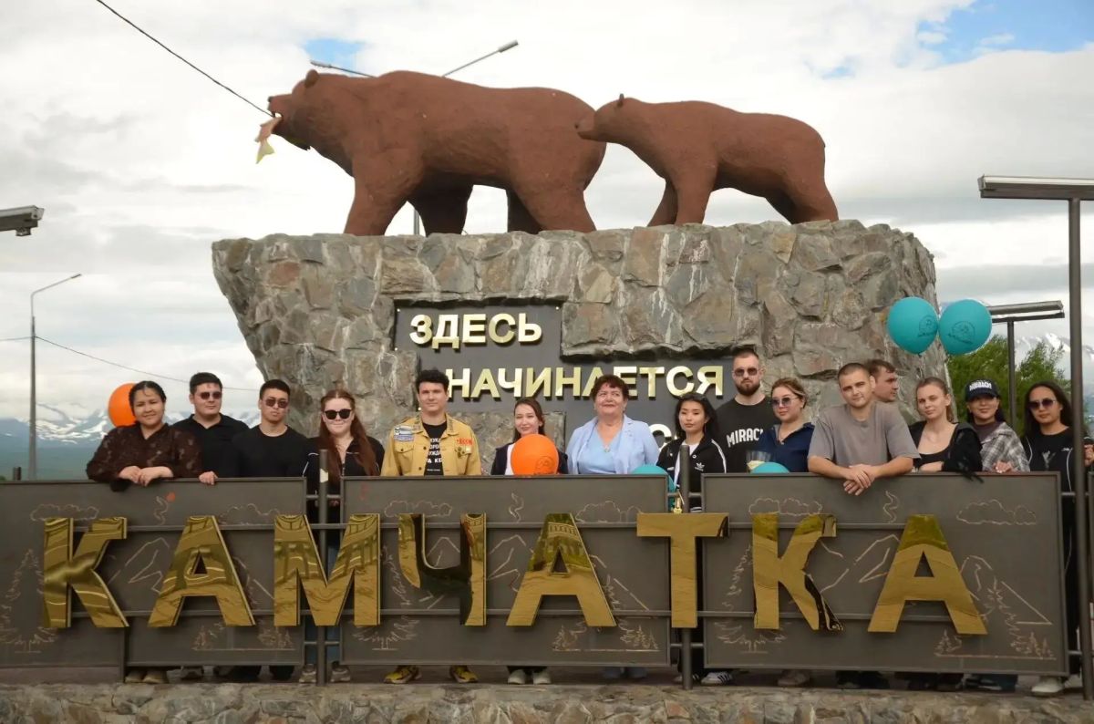 14 молодых терапевтов из Астрахани приехали помогать камчатским врачам