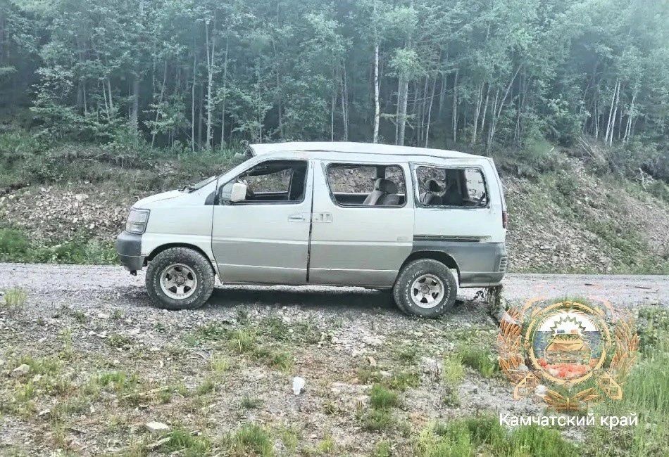 Съехал в кювет: водитель получил тяжелые травмы в ДТП Съехал в кювет: водитель получил тяжелые травмы в ДТП