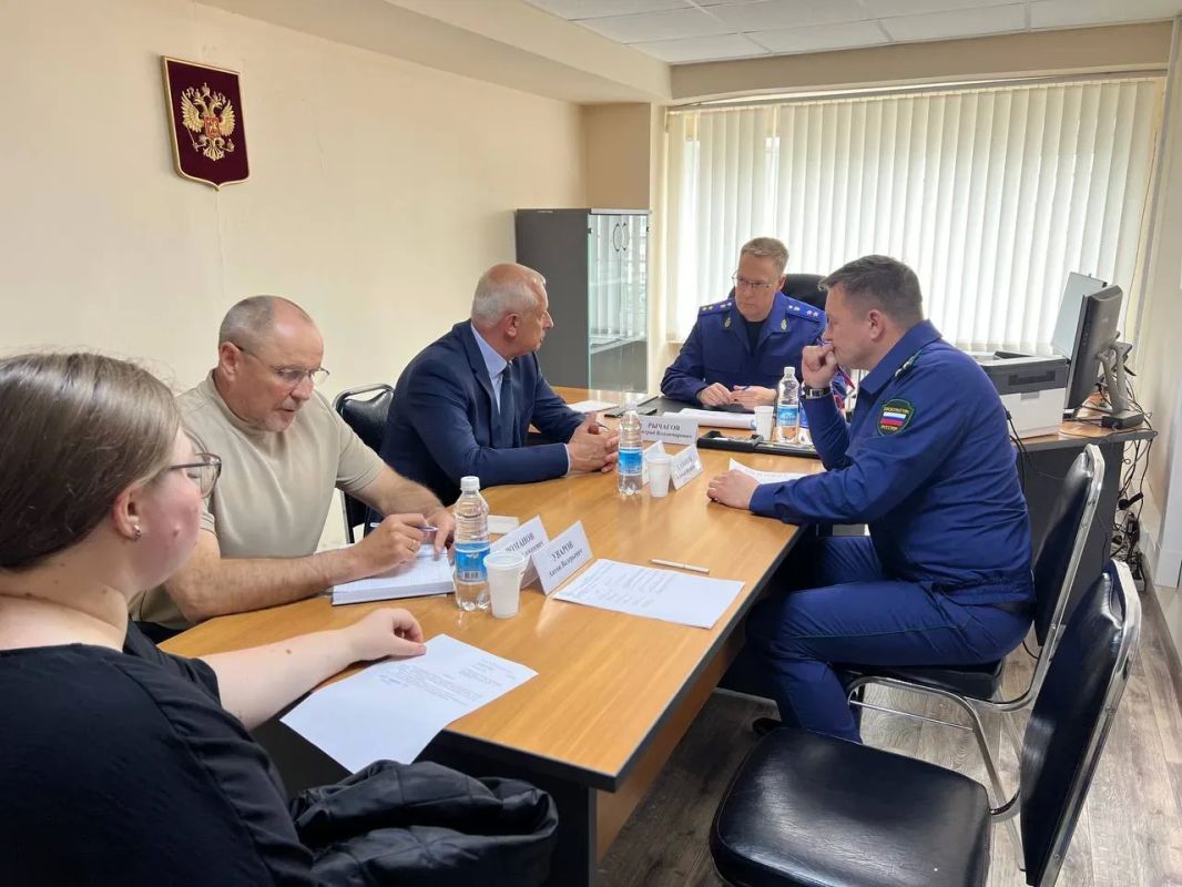 Прокурор края провел прием жителей Усть-Камчатского округа Прокурор края провел прием жителей Усть-Камчатского округа
