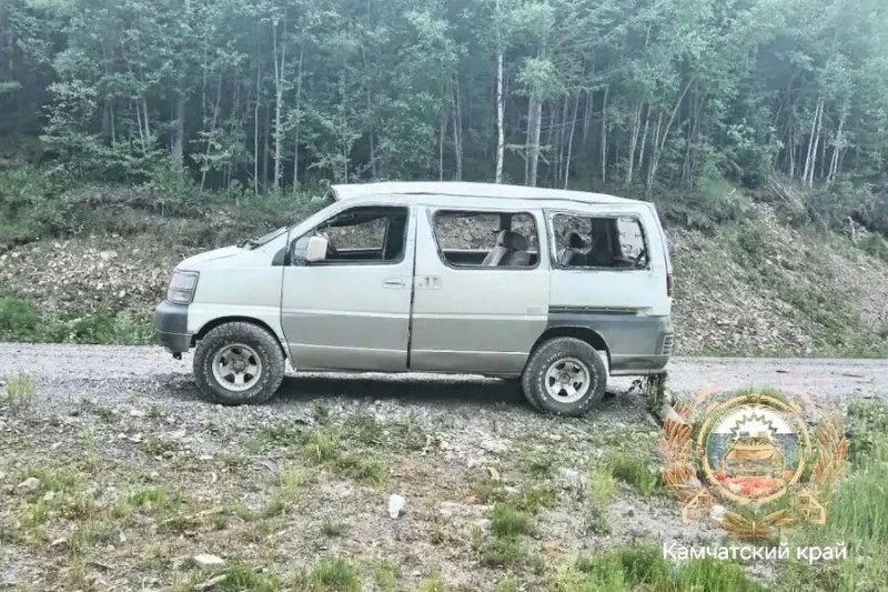Камчатский водитель получил тяжёлые травмы в ДТП с перевертышем