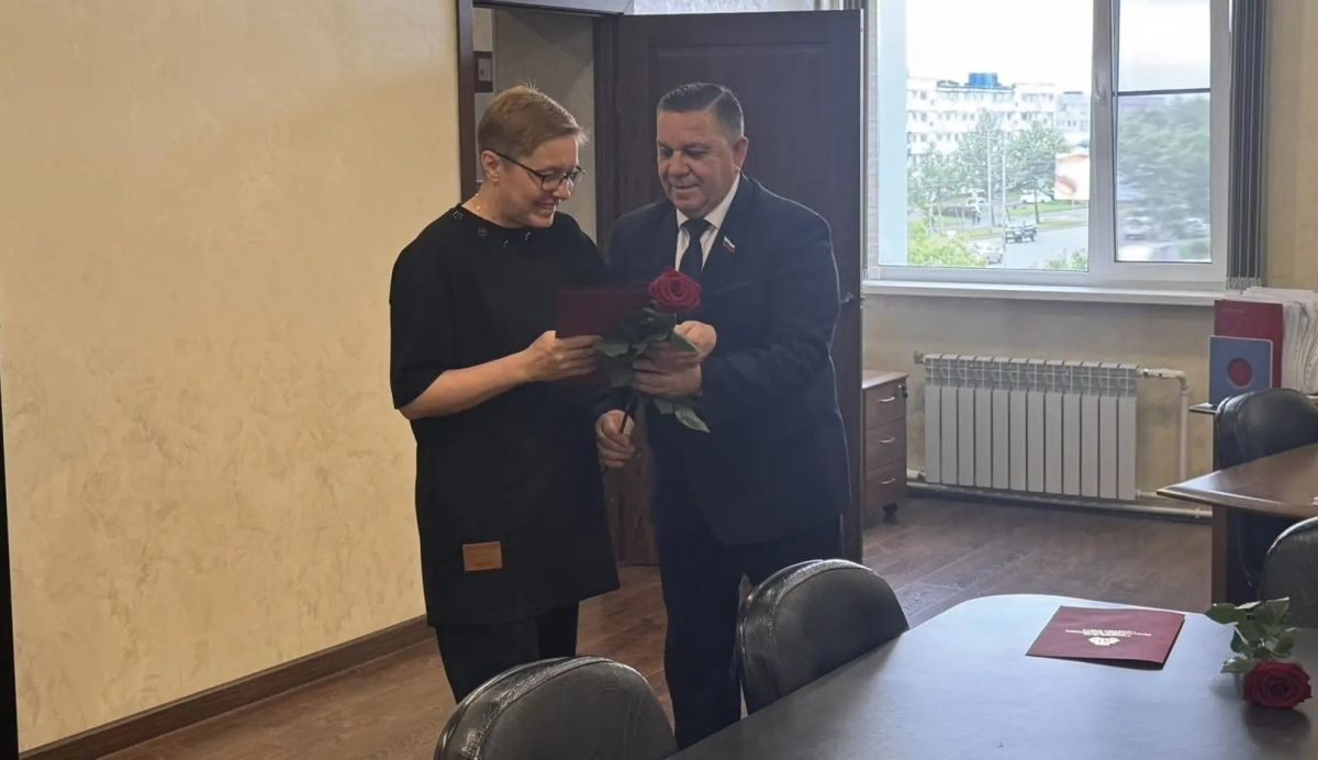 В преддверии Дня работника торговли председатель Городской Думы Андрей Лиманов посетил Петропавловский молокозавод В преддверии Дня работника торговли председатель Городской Думы Андрей Лиманов посетил Петропавловский молокозавод