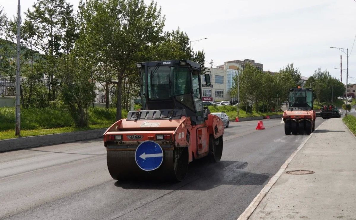 В ПетропавловскеКамчатском продолжаются дорожноремонтные работы на улицах Зеркальная и Владивостокская в рамках программы развития «Город 20/30» В ПетропавловскеКамчатском продолжаются дорожноремонтные работы на улицах Зеркальная и Владивостокская в рамках программы развития «Город 20/30»