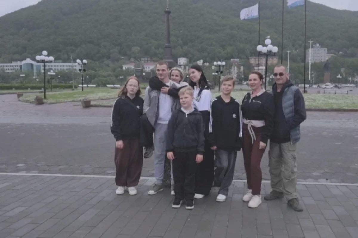 На Камчатке 4 детей обрели семью: история воссоединения с семьёй Голубенко