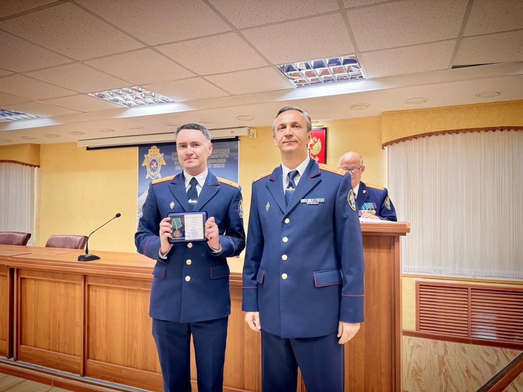 В следственном управлении СК России по Камчатскому краю состоялось торжественное собрание, приуроченное ко Дню сотрудника органов следствия В следственном управлении СК России по Камчатскому краю состоялось торжественное собрание, приуроченное ко Дню сотрудника органов следствия