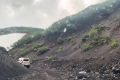 Визит приставов стал сюрпризом для алиментщика, скрывавшегося у вулкана