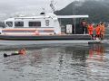 На Камчатке прошли учения по спасению каякеров в холодной воде