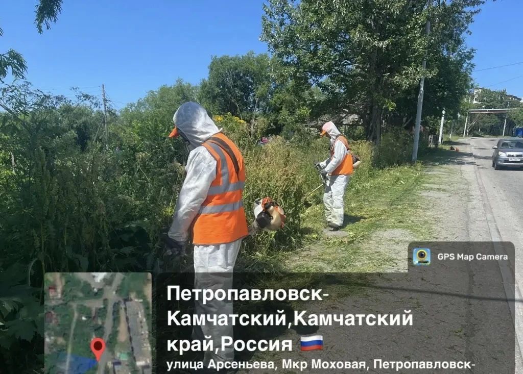 Город день за днем. 3 августа 2026 года В ПетропавловскеКамчатском подрядные организации ведут работы по содержанию городских территорий в круглосуточном режиме Город день за днем. 3 августа 2026 года В ПетропавловскеКамчатском подрядные организации ведут работы по содержанию городских территорий в круглосуточном режиме