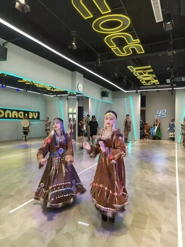 Камчатская студия моды «Ейгунычвын» одержала победу на международном конкурсе Камчатская студия моды «Ейгунычвын» одержала победу на международном конкурсе