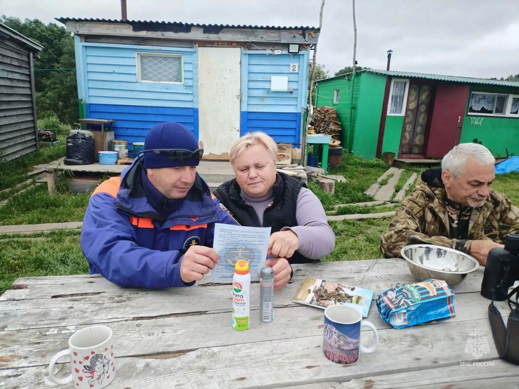 Судовладельцам Усть-Камчатского округа снова напомнили о правилах безопасности на воде Судовладельцам Усть-Камчатского округа снова напомнили о правилах безопасности на воде
