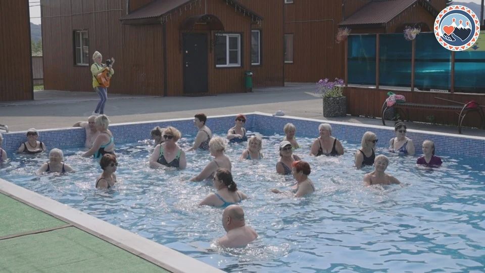 В рамках социальных туров на Камчатке провели занятие по аквааэробике В рамках социальных туров на Камчатке провели занятие по аквааэробике