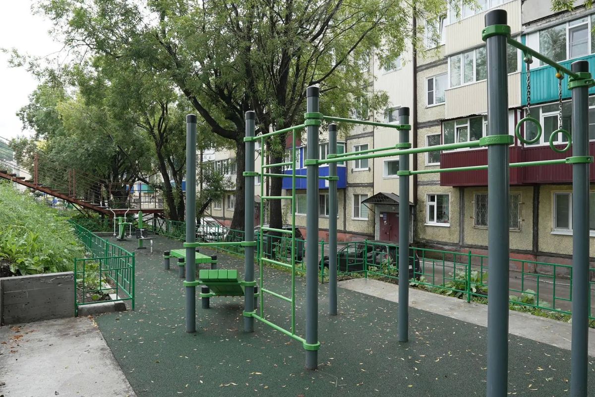 Еще один двор в краевой столице станет комфортнее Еще один двор в краевой столице станет комфортнее