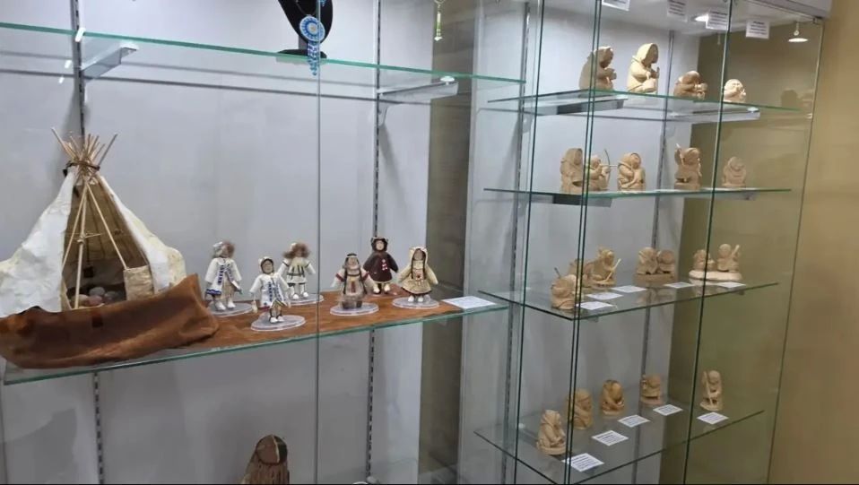 В селе Эссо завершается капитальный ремонт нового здания Быстринского этнографического музея В селе Эссо завершается капитальный ремонт нового здания Быстринского этнографического музея