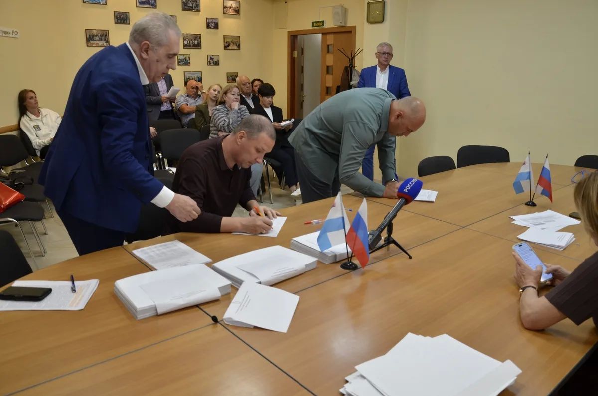 В избирательной комиссии состоялась жеребьевка по распределению бесплатного эфирного времени для предвыборной агитации на выборах депутатов Законодательного Собрания Камчатского края В избирательной комиссии состоялась жеребьевка по распределению бесплатного эфирного времени для предвыборной агитации на выборах депутатов Законодательного Собрания Камчатского края