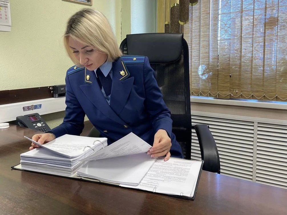 В первом полугодии по мерам прокурорского реагирования в Камчатском крае погашена задолженность по заработной плате перед 300 работниками