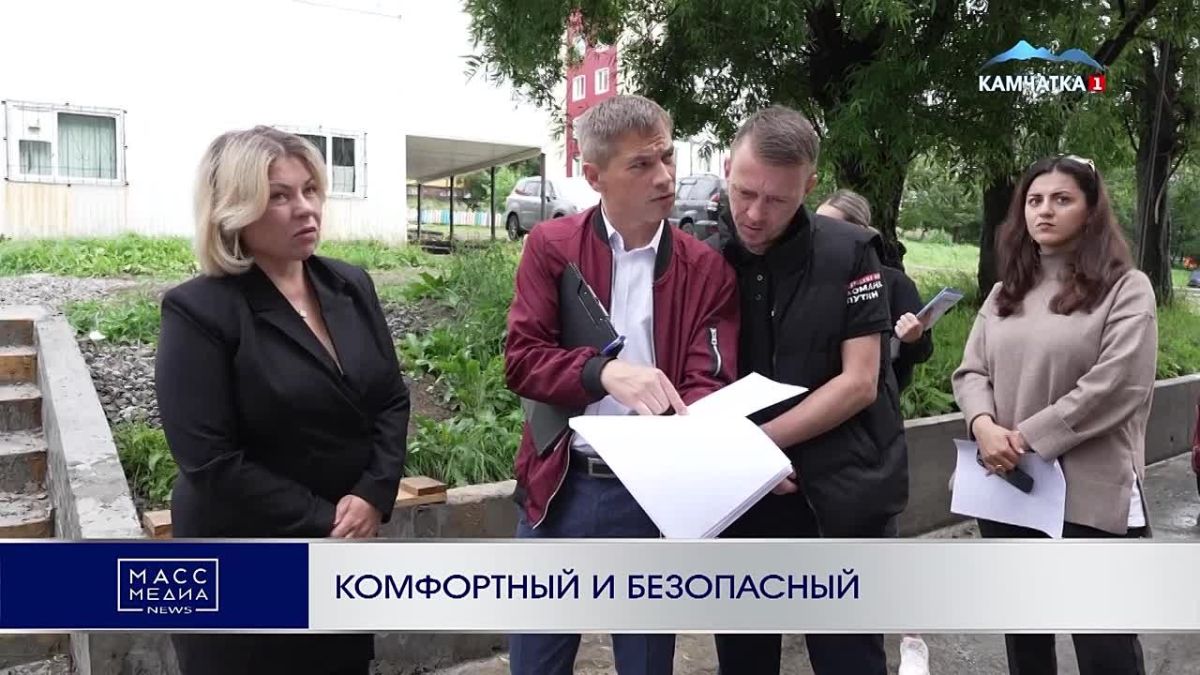 КОМФОРТНЫЙ И БЕЗОПАСНЫЙ. Преображение территории дома №4 в Садовом переулке в краевой столице подходит к концу