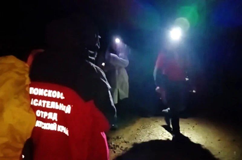 Спасатели на Камчатке нашли потерявшихся ночью туристов с Ямала