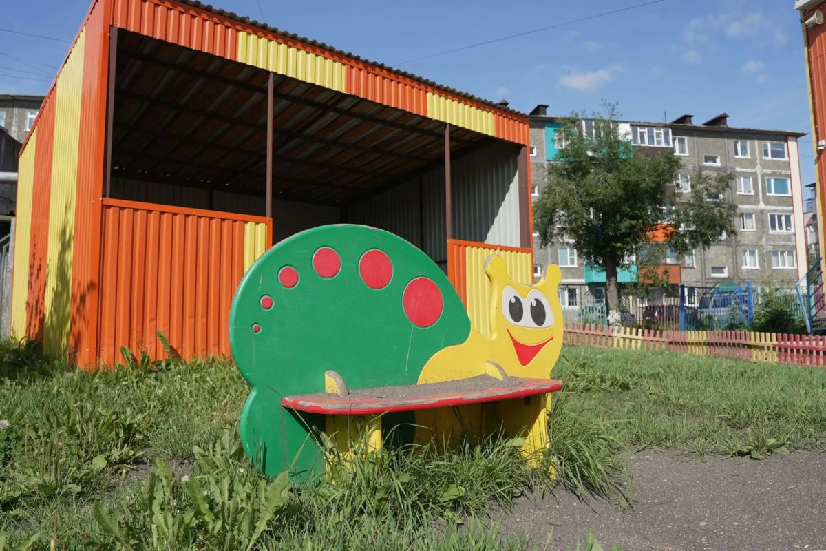 В детском саду № 56 Петропавловска-Камчатского обновляют уличную игровую зону — работы завершат к 1 сентября В детском саду № 56 Петропавловска-Камчатского обновляют уличную игровую зону — работы завершат к 1 сентября