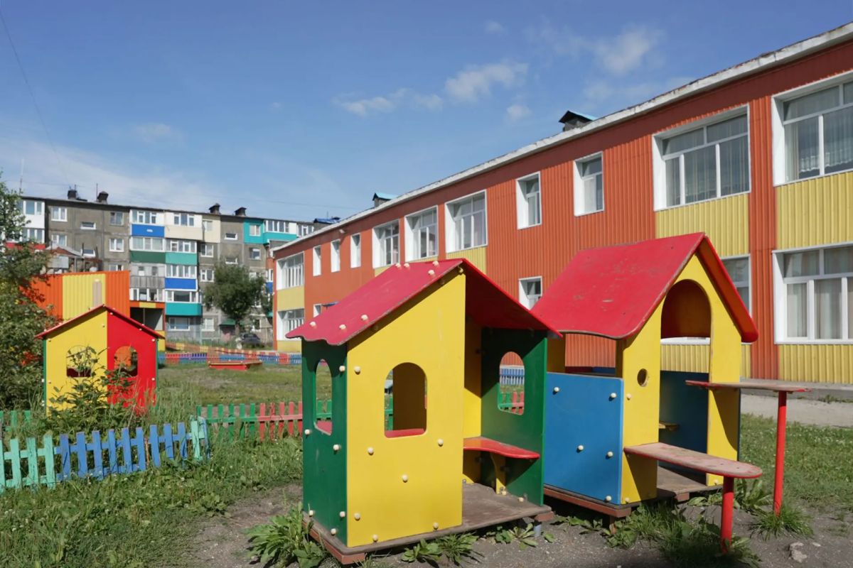 В детском саду № 56 Петропавловска-Камчатского обновляют уличную игровую зону — работы завершат к 1 сентября В детском саду № 56 Петропавловска-Камчатского обновляют уличную игровую зону — работы завершат к 1 сентября