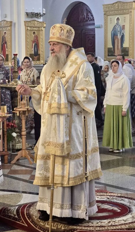 Духовное единство на Камчатке: уникальное богослужение в главном соборе региона Духовное единство на Камчатке: уникальное богослужение в главном соборе региона