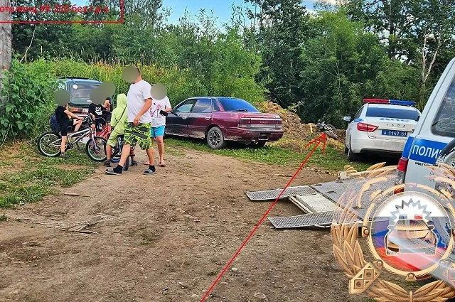 16-летний мотоциклист, скрываясь от ГАИ, вылетел в кювет